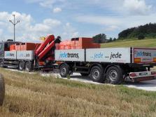 jedetrans-s-rukou-2104.jpg