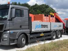 jedetrans-s-rukou-2099-vyrez.jpg